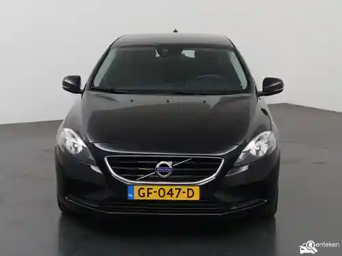 Volvo V40 T3 2015
