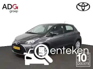 Toyota Yaris 1.5 Hybrid 2015