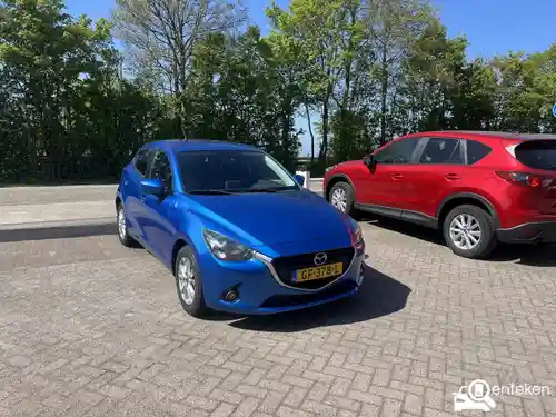 Mazda 2 SKYACTIV-G 90 2015