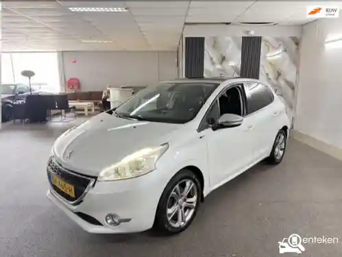 Peugeot 208 1.2 PureTech 82 2015