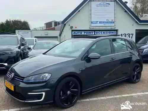 VW Golf GTE 2015
