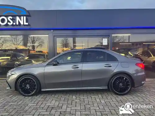 Mercedes-Benz A 200  2023