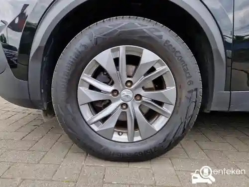 Peugeot 2008 1.2 PureTech 130 2021