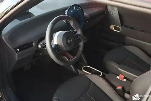 MINI Cabrio John Cooper Works 2024