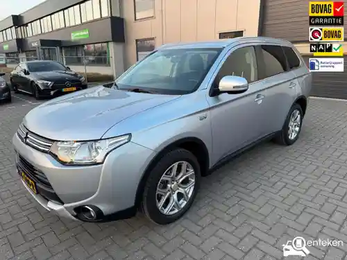 Mitsubishi Outlander 2.0 Plug-In Hybrid 2015
