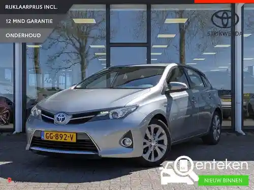 Toyota Auris 1.8 Hybrid 2014