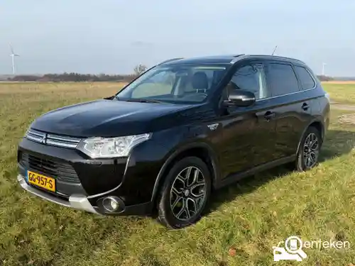 Mitsubishi Outlander 2.0 Plug-In Hybrid 2015