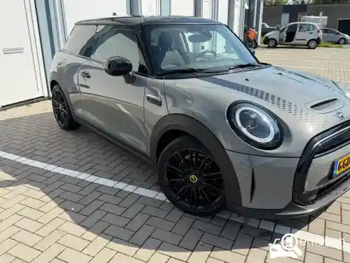 MINI  Cooper SE 2021