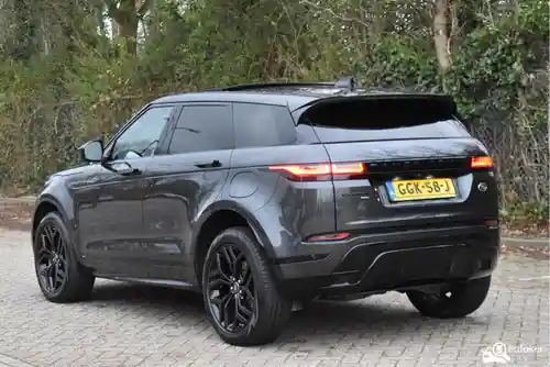 Land Rover Range Rover Evoque P300e 2021