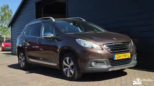Peugeot 2008 PureTech 110 2015