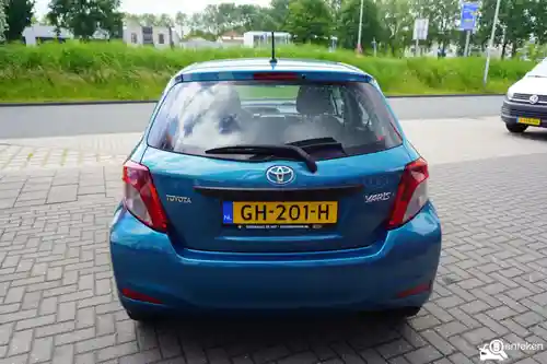 Toyota Yaris 1.3 2011