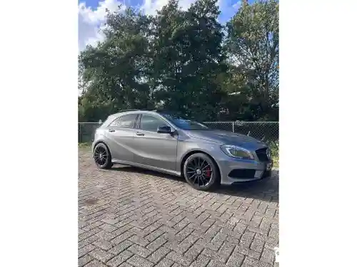 Mercedes-Benz A 180 2015