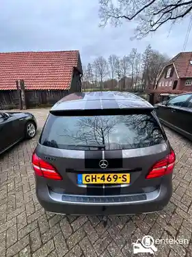 Mercedes-Benz B 180 2015