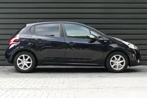 Peugeot 208 1.2 PureTech 82 2015
