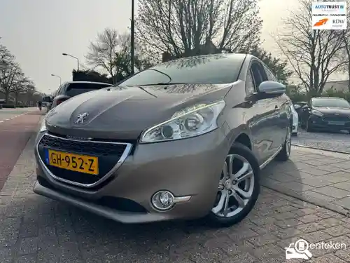 Peugeot 208 1.2 PureTech 82 2015
