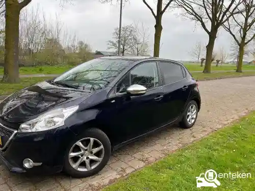 Peugeot 208 1.2 PureTech 82 2015