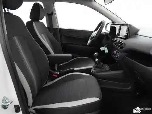 Hyundai i10 1.0 2024