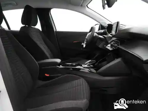 Peugeot e-208 136 2020