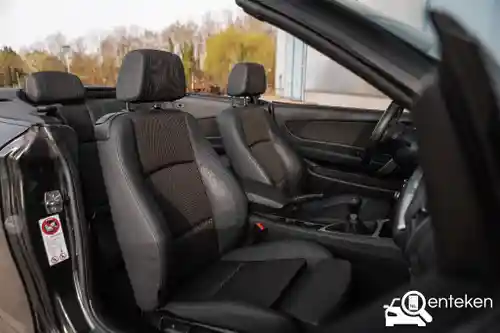 BMW 118i Cabrio 2010
