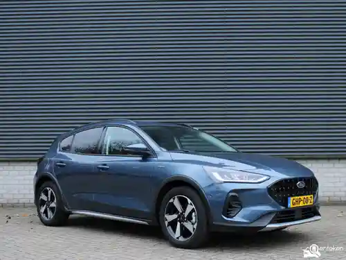 Ford Focus 1.0 EcoBoost Hybrid 2024