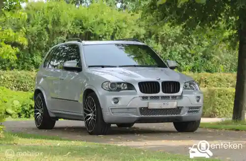 BMW X5 xDrive48i 2007