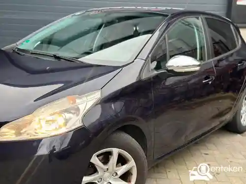 Peugeot 208 1.2 PureTech 82 2015
