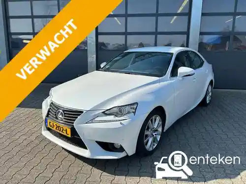 Lexus IS 300h 2014