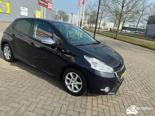 Peugeot 208 1.2 PureTech 82 2015