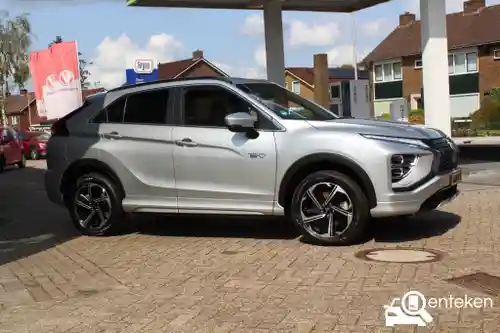 Mitsubishi Eclipse Cross 2.4 Plug-In Hybrid 2023