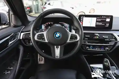 BMW 530e Touring 2023