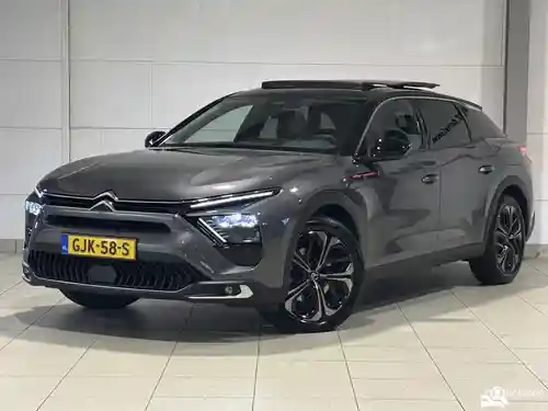 Citroen C5 X Hybrid 225  2024