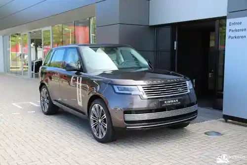 Land Rover Range Rover P550e 2024