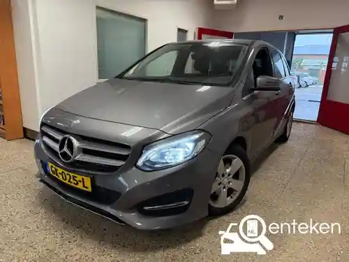 Mercedes-Benz B 180 2015