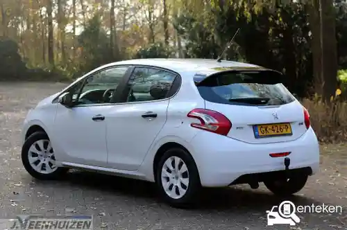 Peugeot 208 1.0 PureTech 68 2015