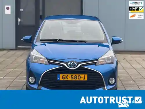 Toyota Yaris 1.5 Hybrid 2015
