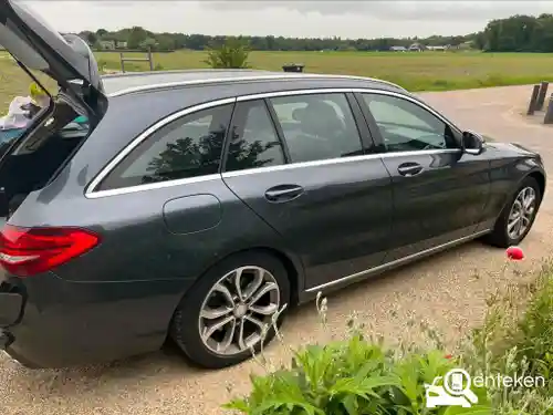 Mercedes-Benz C 350 e T-model 2015