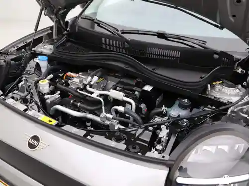 MINI Cooper John Cooper Works Electric 2024