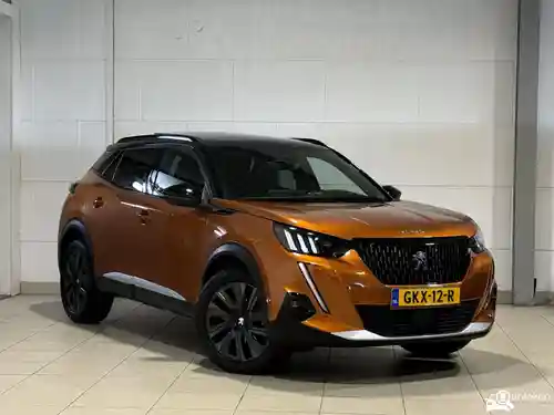 Peugeot 2008 1.2 PureTech 130 2021