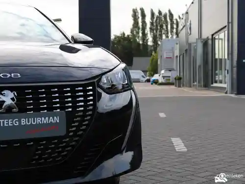 Peugeot 208 1.2 PureTech 100 2024