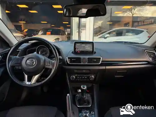 Mazda 3 SKYACTIV-G 120 2015