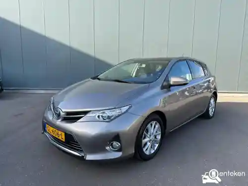Toyota Auris 1.8 Hybrid 2015