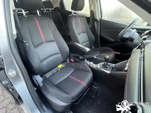 Mazda 2 SKYACTIV-G 90 2015