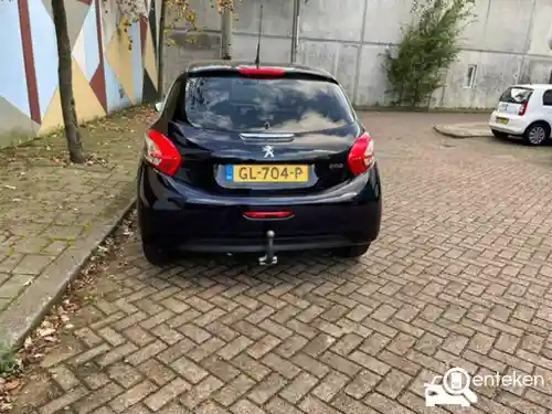 Peugeot 208 1.2 PureTech 82 2015
