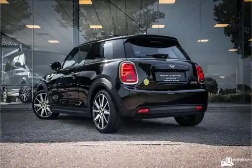 MINI  Cooper SE 2021