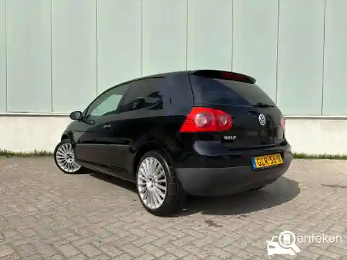 VW Golf 1.6 FSI 2004