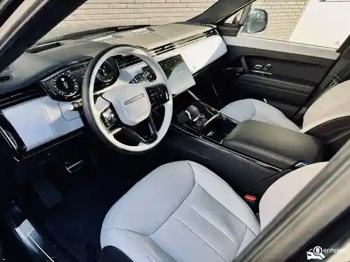 Land Rover Range Rover Sport P550e 2024