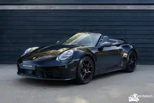 Porsche 911 Carrera Cabriolet 4 GTS 2024