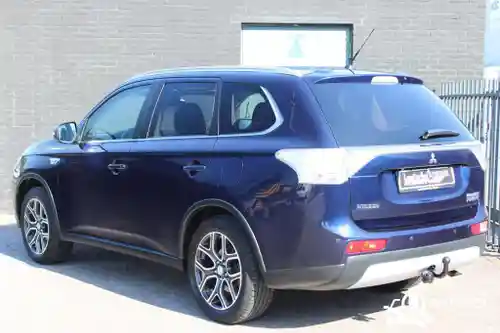 Mitsubishi Outlander 2.0 Plug-In Hybrid 2015