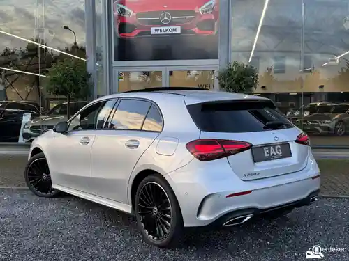 Mercedes-Benz A 250 e 2023