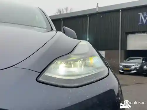 Tesla Model Y Maximum Range 2021